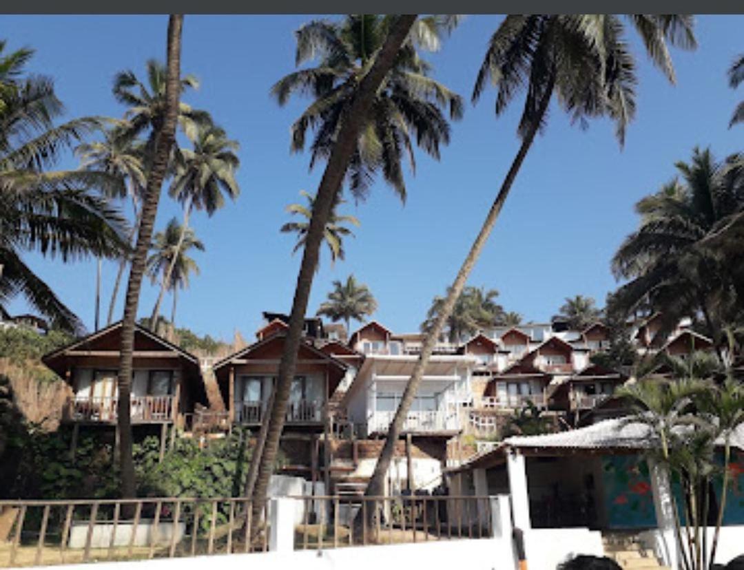 Flamingo Beach Resort GOA Esterno foto