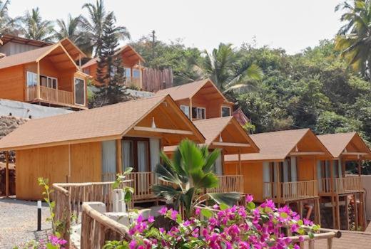 Flamingo Beach Resort GOA Esterno foto